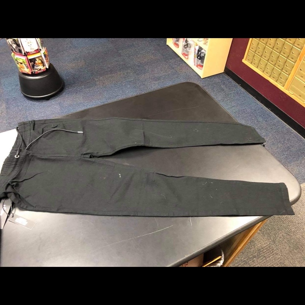 Ankle zipper